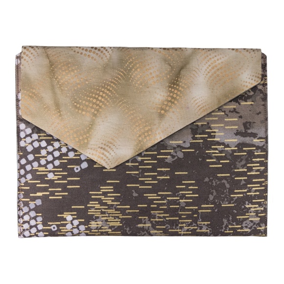 AFD07 - One Hour Clutch Purse Pattern - Picture 8 of 9